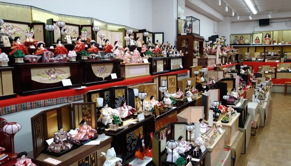 ４７周年創業祭🎎✨雛人形特別販売会開催中😊1月３１日まで✨
